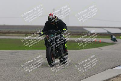 media/Nov-30-2025-TrackDaz (Sun) [[d8b22663df]]/B Group/Session 5 (Wheelie Bump)/